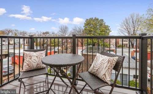 1416 A St, Washington DC  20003-1523 exterior