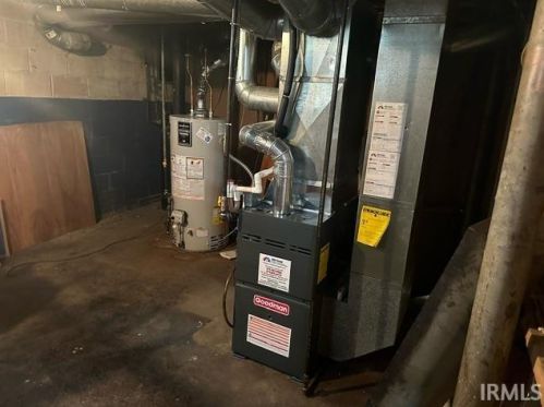 1005 Geyer Ave, Mishawaka IN 46544-4335 exterior