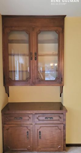 2325 Radcliff Vlg Dr, Grand Rapids MI 49546-7724 exterior