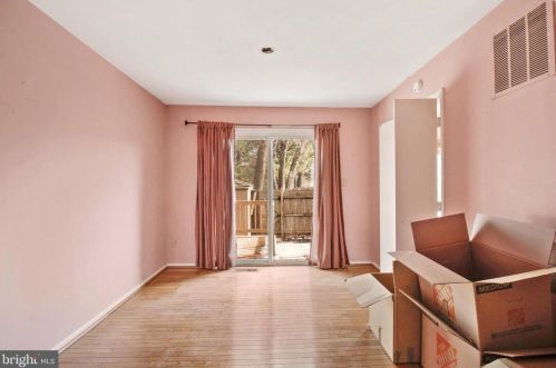 7825 Muirfield Ct, Rockville MD 20854-4078 exterior