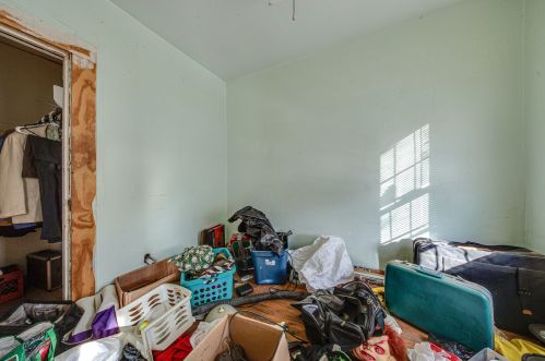 7448 Kenwood Ave, Chicago IL 60619-1427 exterior