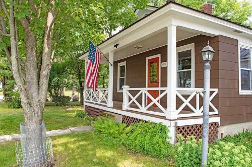 81 Community Dr, Concord, NH 03303-1618