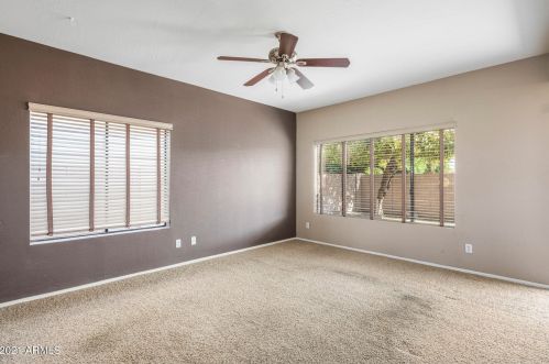 4523 Bluefield Ave, Phoenix AZ 85032-1420 exterior