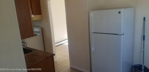 235 Bay Ave, Middletown NJ  07748-5712 exterior