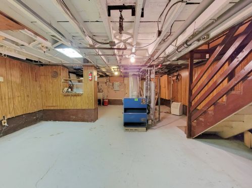 829 34 St, Chicago IL 60608-6703 exterior