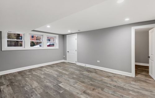 3312 Cullom Ave, Chicago IL 60618-1218 exterior