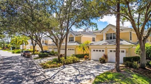 2811 Aintree Ln, Naples, FL 34112-5379