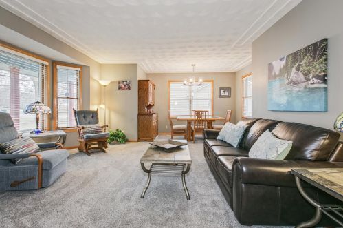 2095 2 St, Saint Paul MN 55110-3208 exterior