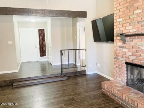 16432 30th Dr, Phoenix, AZ 85045-2271