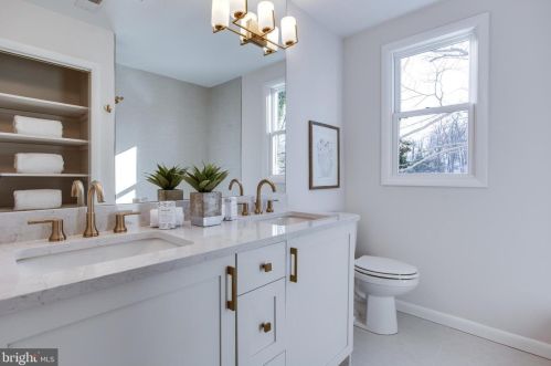 1875 Massachusetts Ave, Mc Lean VA  22101-4906 exterior