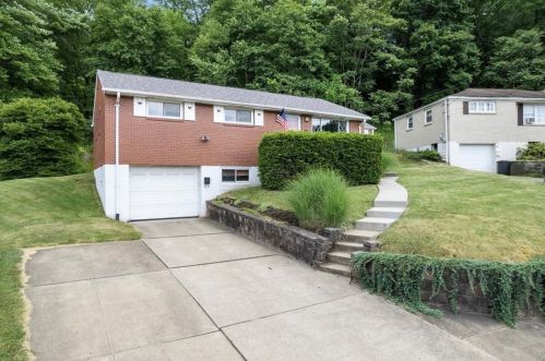 50 Kenneth Dr, Pittsburgh, PA 15223-1204