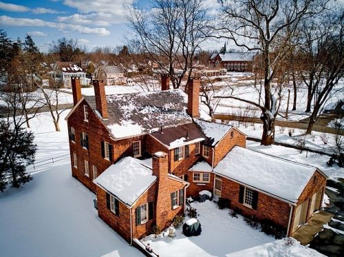 418 Longmeadow St, Springfield MA  01106-1315 exterior