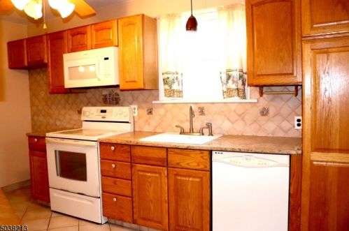 342 Haledon Ave, Paterson NJ 07508-2770 exterior