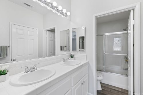 112 Brea Blvd, Brea CA 92821-5001 exterior