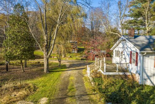 347 Lauer Rd, Poughkeepsie NY 12603-3942 exterior