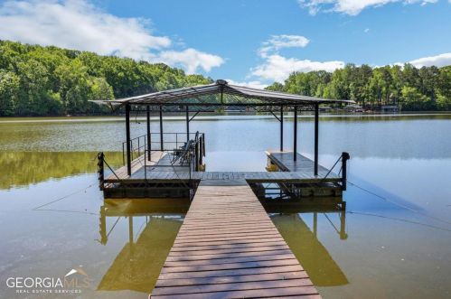 6970 Diana Cir, Gainesville GA 30506-4708 exterior