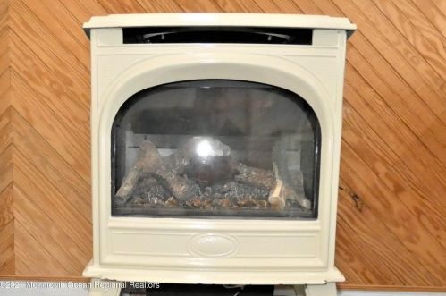 3031 Rte 35, Lavallette NJ 08735-1929 exterior