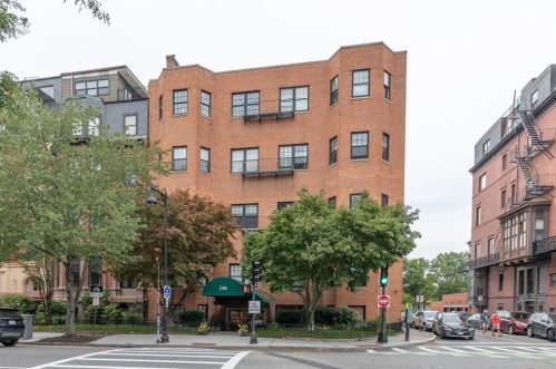 236 Beacon St, Boston MA exterior