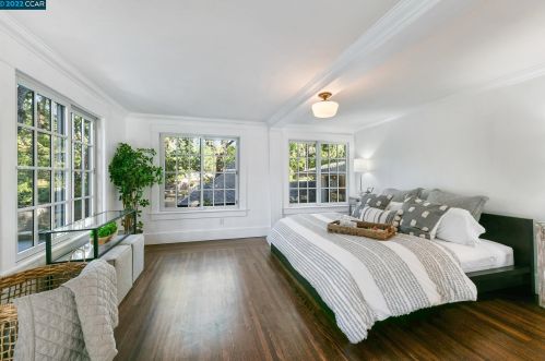 31 Ridge Park Ln, Concord CA 94518-1451 exterior