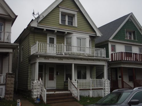 1328 39th St, Milwaukee, WI 53208-2840