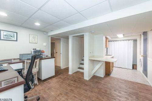 34 Summit Rd, Sparta NJ  07871-1411 exterior