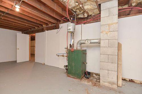 38 Berkshire St, Providence RI 02908-2503 exterior