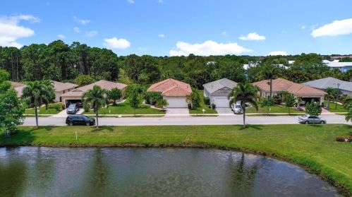 232 Coconut Key Way, Fort Pierce, FL 34986-1912