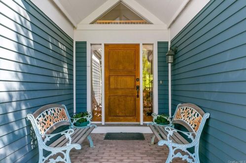 6 Lewiston Ct, Briarcliff, NY 10510-2536