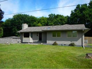 2470 Dunwoody Ave, Orono, MN 55391-9729
