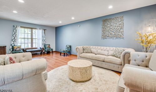 48 Morgan Ln, Bridgewater NJ 08807-3008 exterior