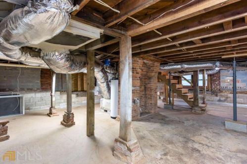 39 Branham St, Atlanta GA 30317-1228 exterior