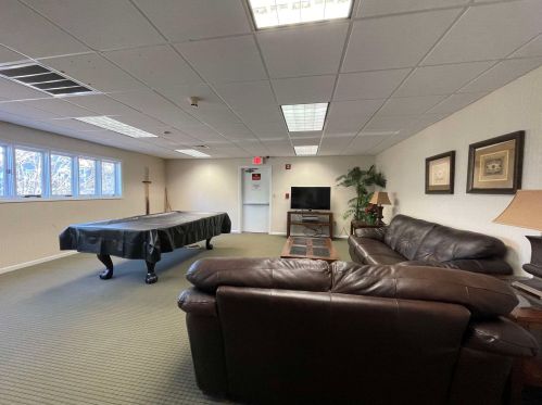 120 Fisherville Rd, Concord NH 03303-2071 exterior