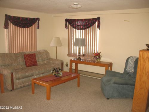 5857 Flying M St, Tucson, AZ 85713-6424