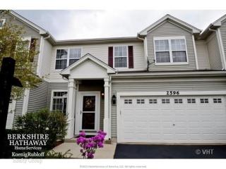 2596 Hillsboro Blvd, Aurora IL  60503-5410 exterior