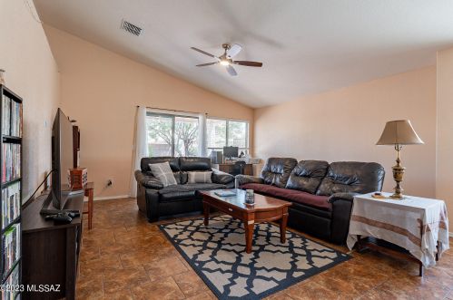 10367 Oakbrook St, Tucson AZ  85747-5965 exterior