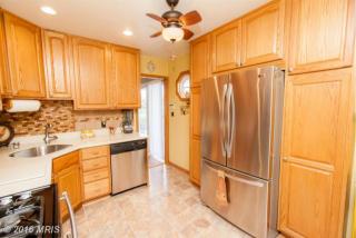 81 Wise Ave, Baltimore, MD 21222-4842