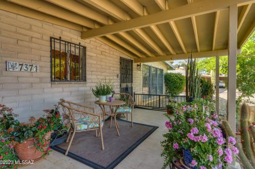 7371 Calle Lugo, Tucson, AZ 85710-5733