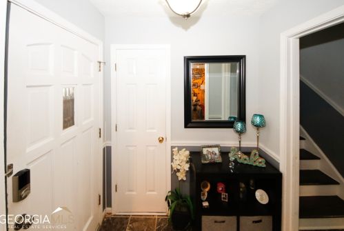 1341 Dogwood Ln, Tucker, GA 30084-1208