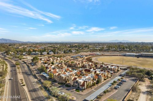 1200 River Rd, Tucson AZ 85704-2522 exterior