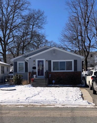 56 Beachmont Ave, Providence, RI 02905-2604