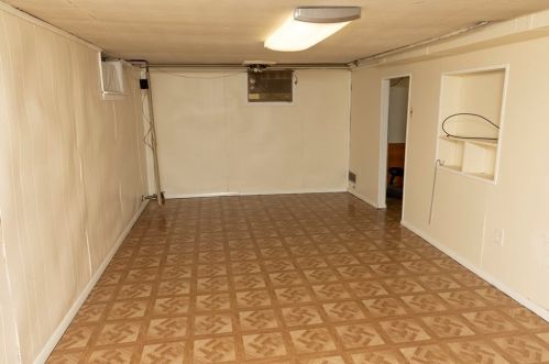 35 Anne St, Springfield MA 01104-2236 exterior