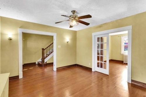 7356 Whipple St, Pittsburgh PA 15218-2054 exterior