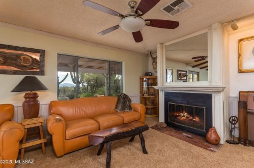 13275 Como Dr, Tucson, AZ 85755-9718