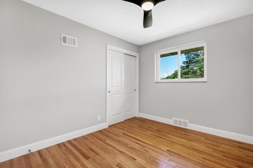 8820 Anaconda Dr, Saint Louis MO 63126-2301 exterior