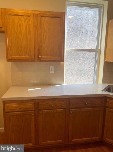 3325 16th St, Philadelphia PA  19140-4902 exterior