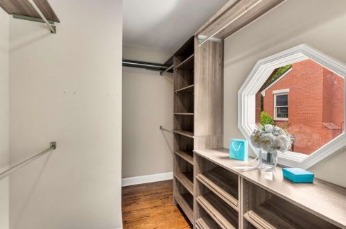 801 Defoors Ml Cir, Atlanta GA 30318-2392 exterior