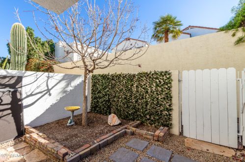 2329 Evans Dr, Phoenix AZ 85032-5547 exterior