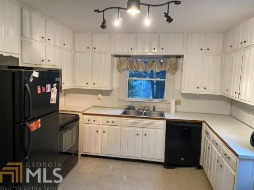 2292 Brockett Rd, Tucker GA 30084-4400 exterior