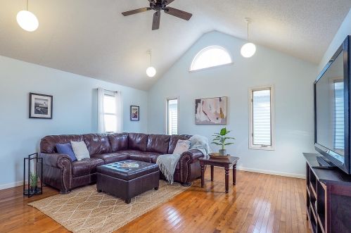 45551 Peninsula Dr, Grand Junction MI 49056-9462 exterior