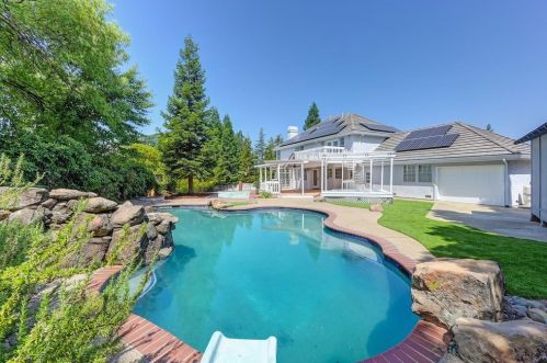 2327 Hartford Ct, Folsom CA 95762-5931 exterior